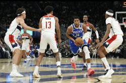 开云体育官网-雄鹿核心伤愈归来，领衔球队取得胜利的简单介绍