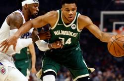 开云足球直播-镭射队击败黄蜂队，赢得关键胜利