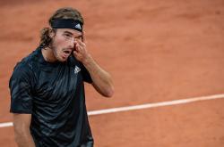 开云APP-西班牙网球队完胜日本网球队，西西帕斯绝境逆转的简单介绍