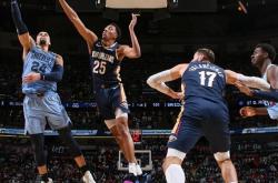 开云官网-爵士碾压独行侠，麦科勒姆带队取胜