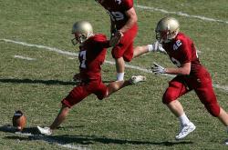 开云官方app入口-跨越赛场的奇迹，从马赛掀翻威尔士到迪亚斯东决接管比赛