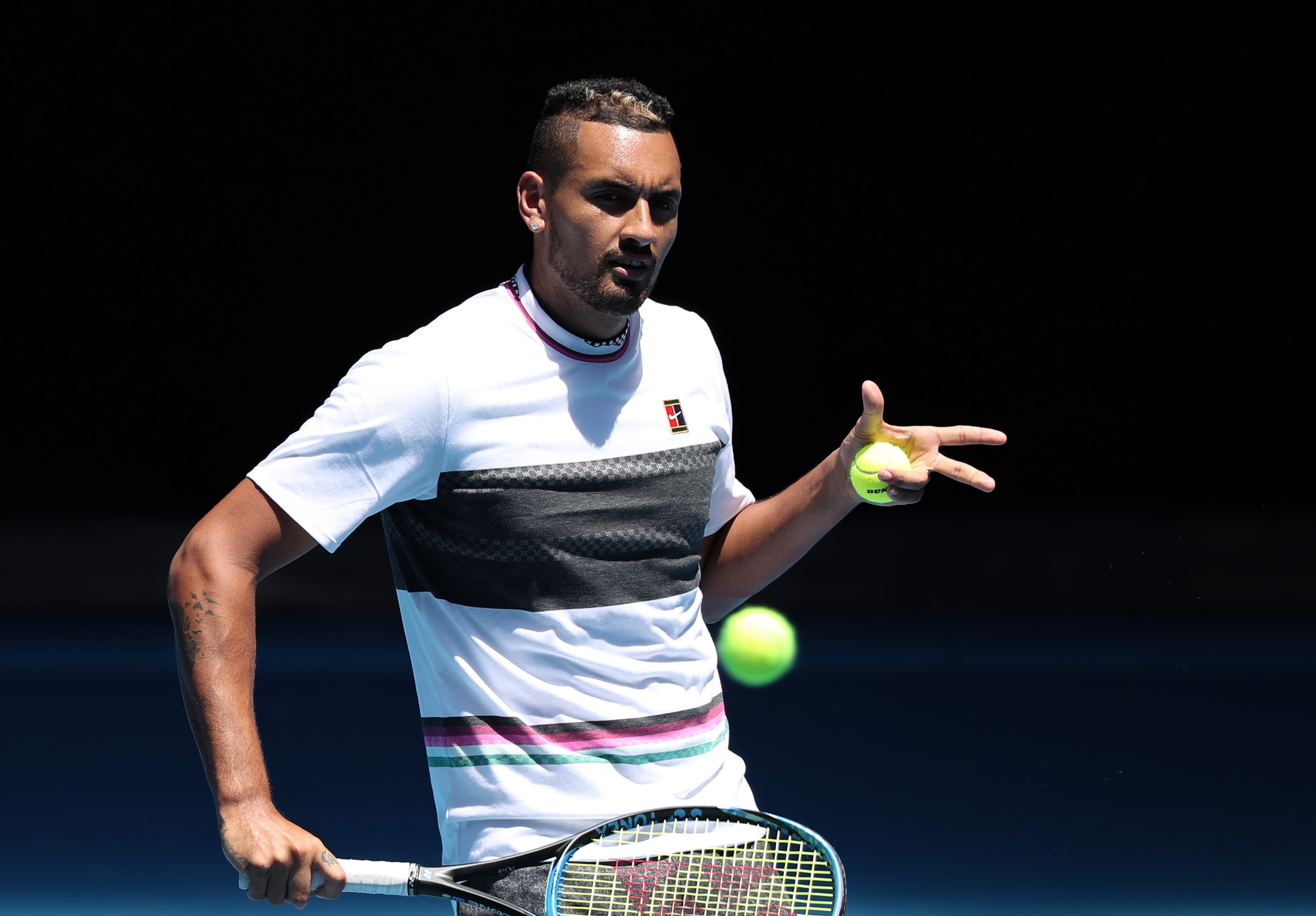 澳大利亚网球队绝地反击世界网球队，克耶高斯高光表现的简单介绍