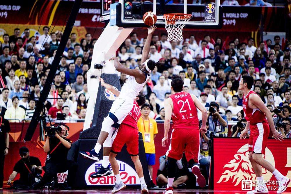 塞尔维亚男篮横扫菲律宾男篮，利拉德关键制胜的简单介绍