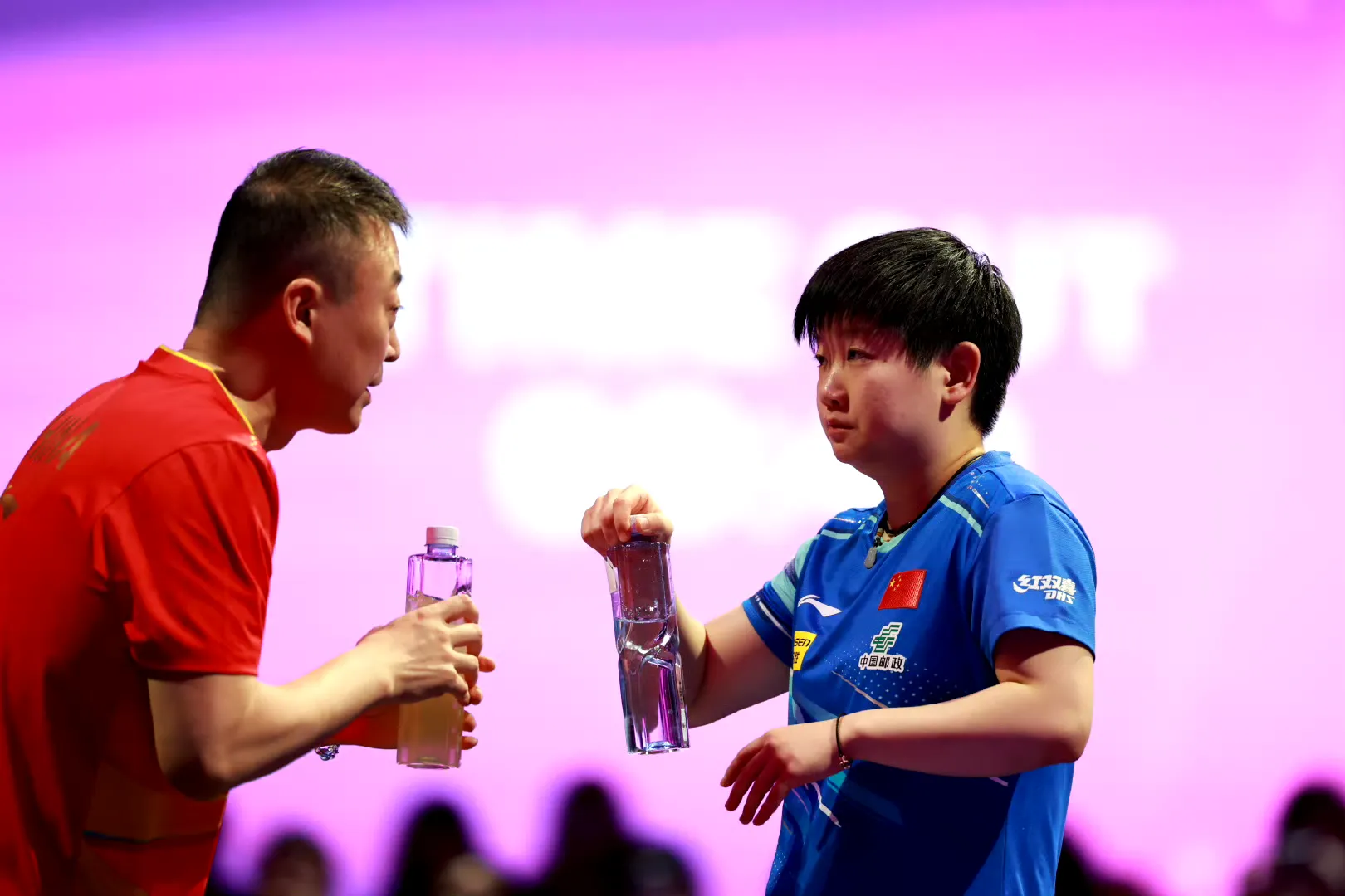 包含印度羽毛球队逆转日本羽毛球队，马琳三分雨点燃全场的词条