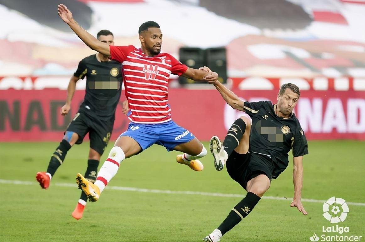 阿拉维斯连胜止步，积分榜领头羊的简单介绍