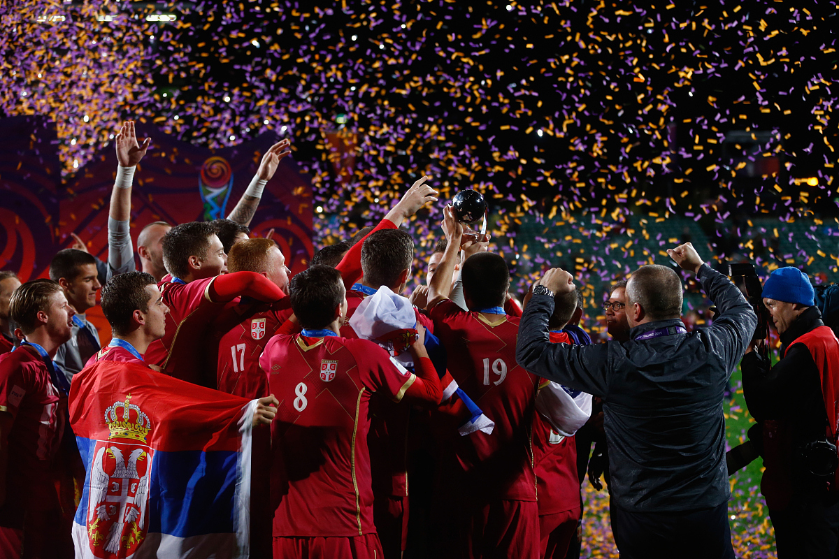 拜仁慕尼黑队逆转曼联红魔队，夺得欧洲冠军的简单介绍