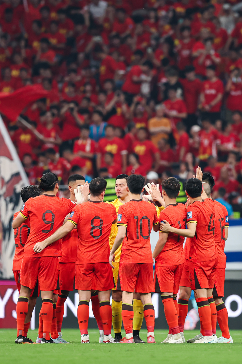 中国足球盛事的热情角逐成焦点的简单介绍