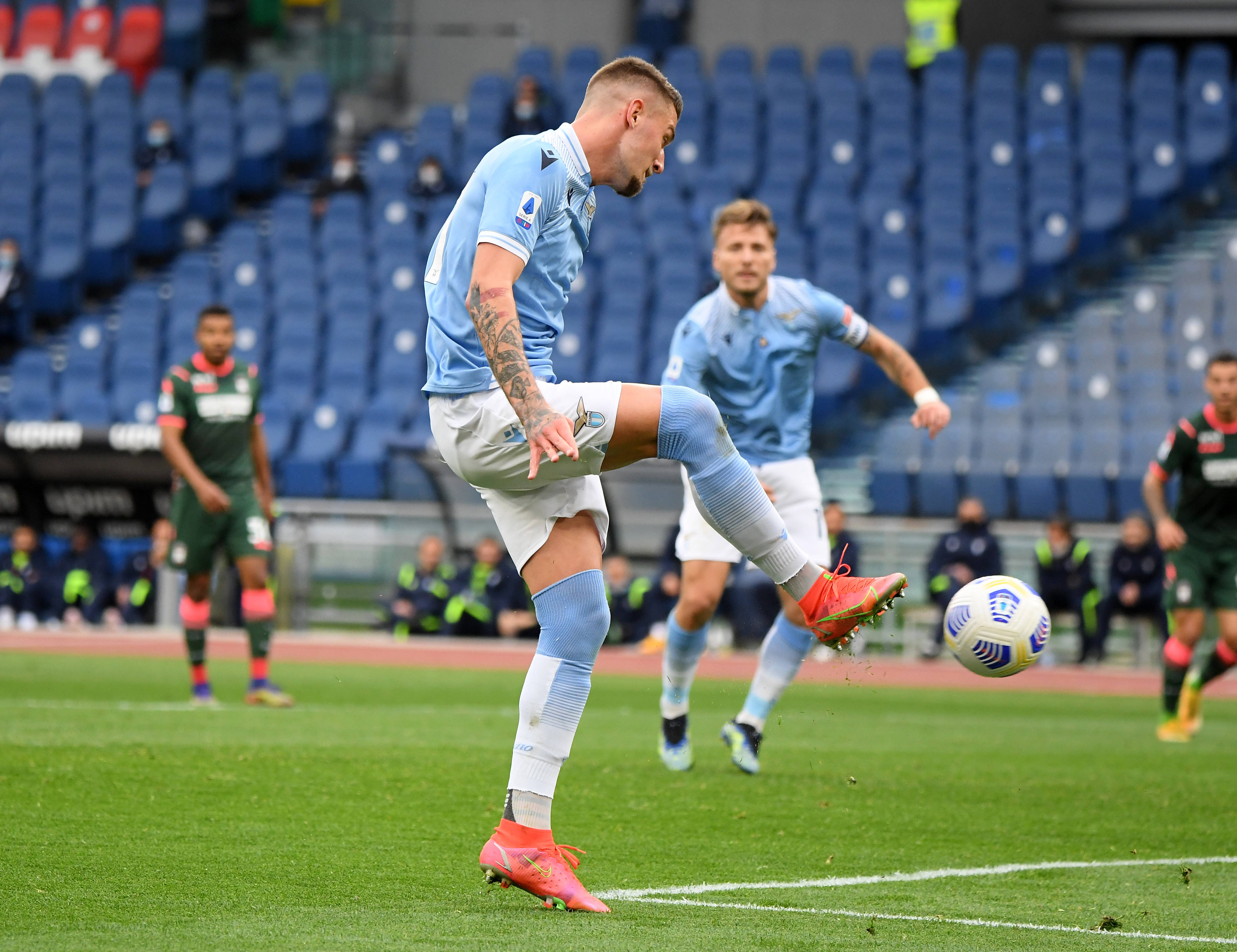 佛罗伦萨挑战拉齐奥：激烈的角逐将上演的简单介绍