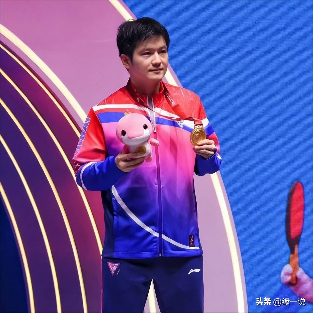 中国队翻盘瑞典队，樊振东点燃赛场