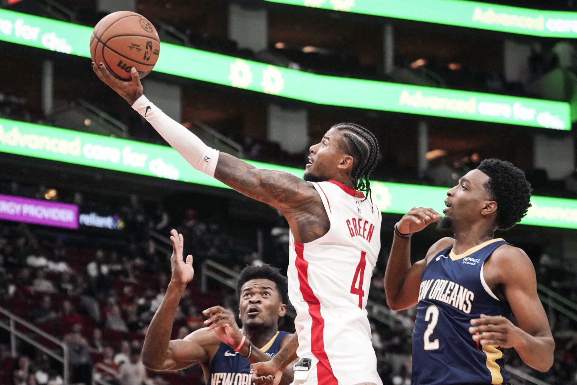 伤病困扰球队前景，教练急调战术的简单介绍