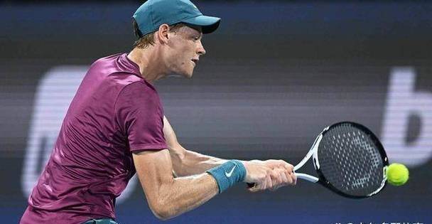 包含欧洲网球队轻取澳大利亚网球队，克耶高斯制霸全场的词条