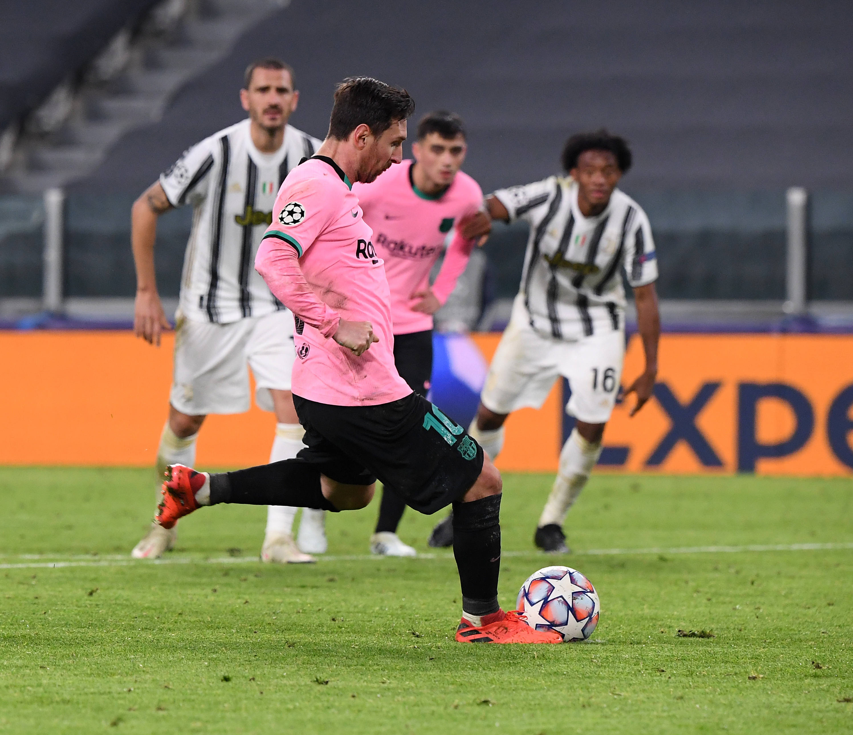 那不勒斯绝杀尤文，佩德里关键制胜的简单介绍