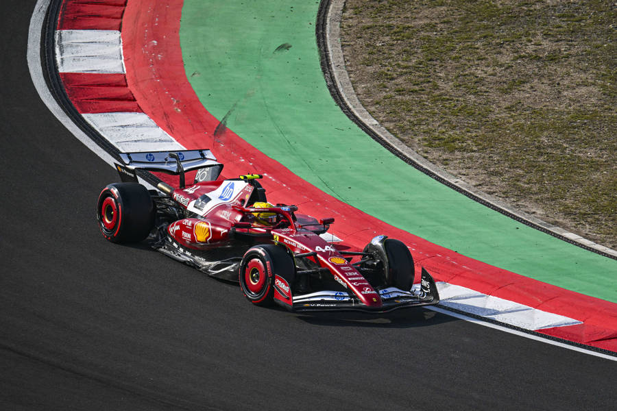 阿斯顿马丁绝杀迈凯伦，汉密尔顿状态火热的简单介绍