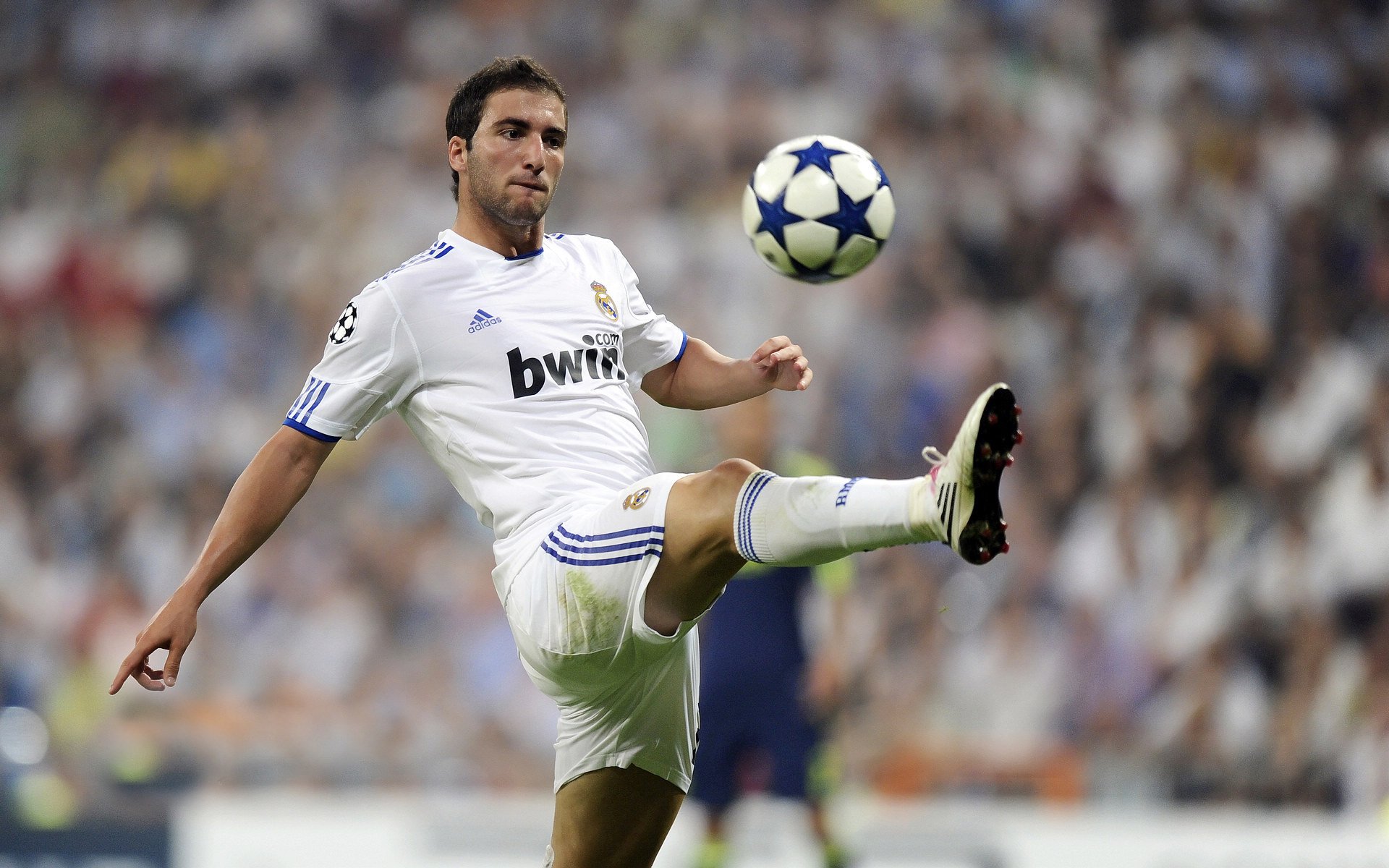 跨界征服,从篮球场到F1赛道,英格拉姆的接管哲学