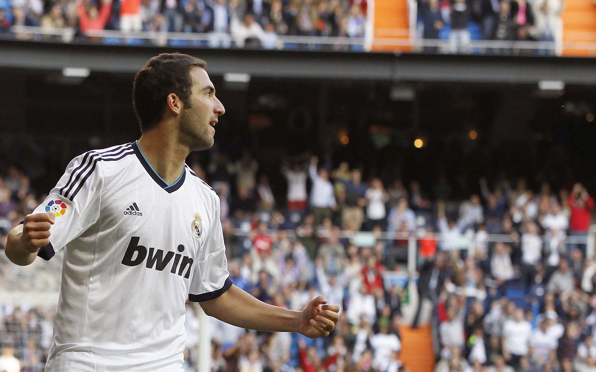 当银河战舰遭遇蓝鹰，一场错位的传奇，穆勒在别处打出生涯之夜