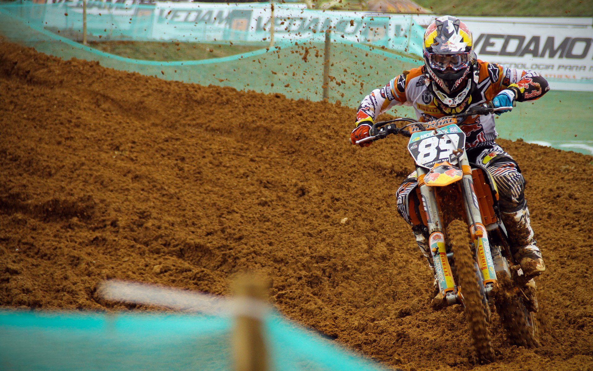 安菲尔德奇迹再现，利物浦掀翻曼城，欧冠半决赛上演战术与意志的巅峰对决